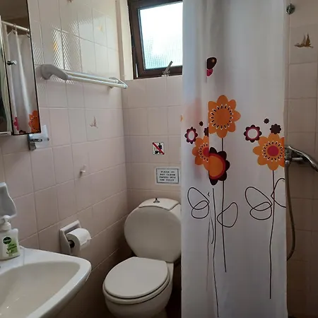 Nerissa 2, Two Bedroom With Amazing Sea View