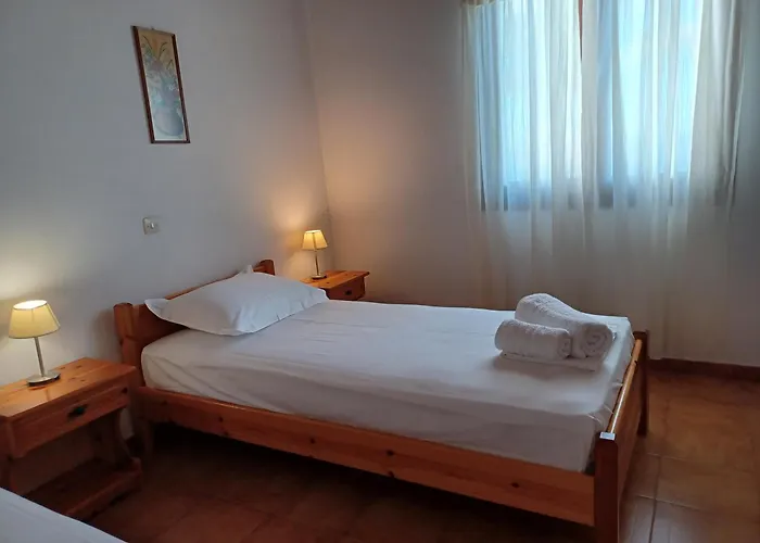 Nerissa 2, Two Bedroom House With Sea View * Spartia (Kefalonia)